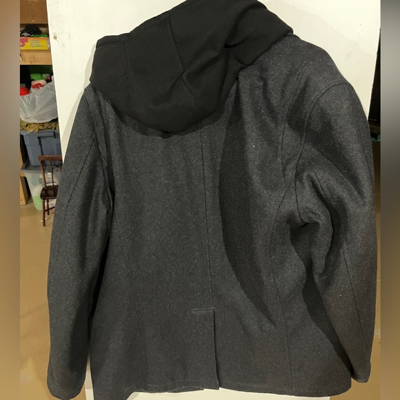 Men’s Stylish Winter Jacket - Picture 4 of 4